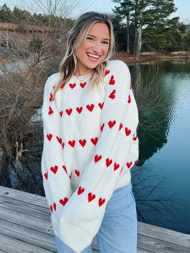 Cute crochet Love Shape knitted pullout womens autumn Oneck long sleeved sweater street chic jumper 240821