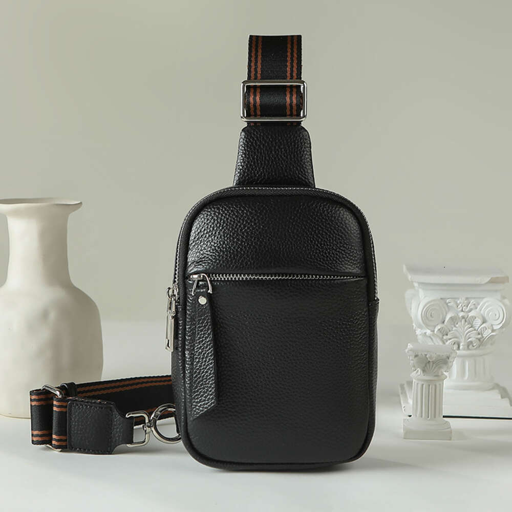 Genuine leather new small chest men and versatile top layer cowhide crossbody for women's bag
