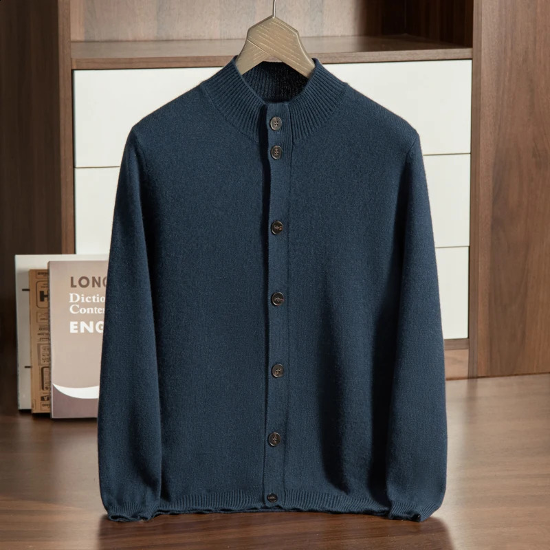Autumn and Winter Collection 100% Cashmere Mens Casual Round Neck Button Cardigan Versatile Temperament Sweater for Men 240821
