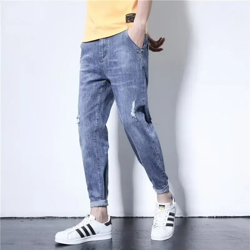 Spring Mens Jeans Loose-fit Straight-leg Ripped Casual Nine-point Trousers Trendy Fashion Spring Autumn Male Pants 240821