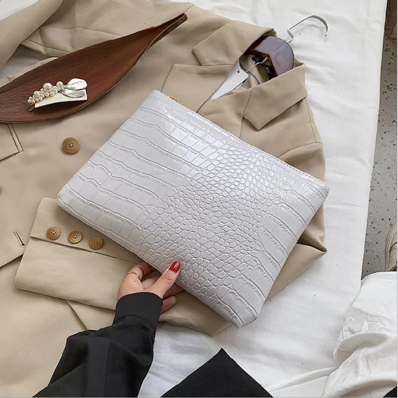 Women Handbag Pattern Clutch Bag Pochette Female Casual Solid Color Zipper Envelope Square Bags 240821