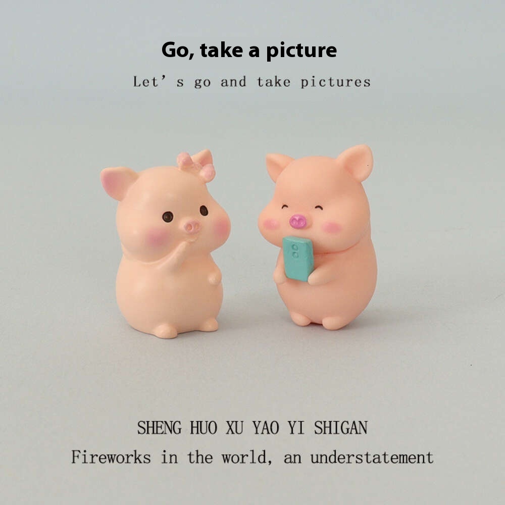 Cartoon Mini Ins Creative Cute Photo Pig Micro Landscape Creation Baby House DIY Accessories Home Car Decoration