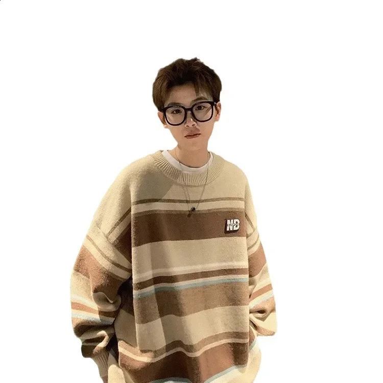 Trendy Hong Kong style loose fitting striped color blocked round neck knitted top for mens autumn oversized retro look sweater 240821