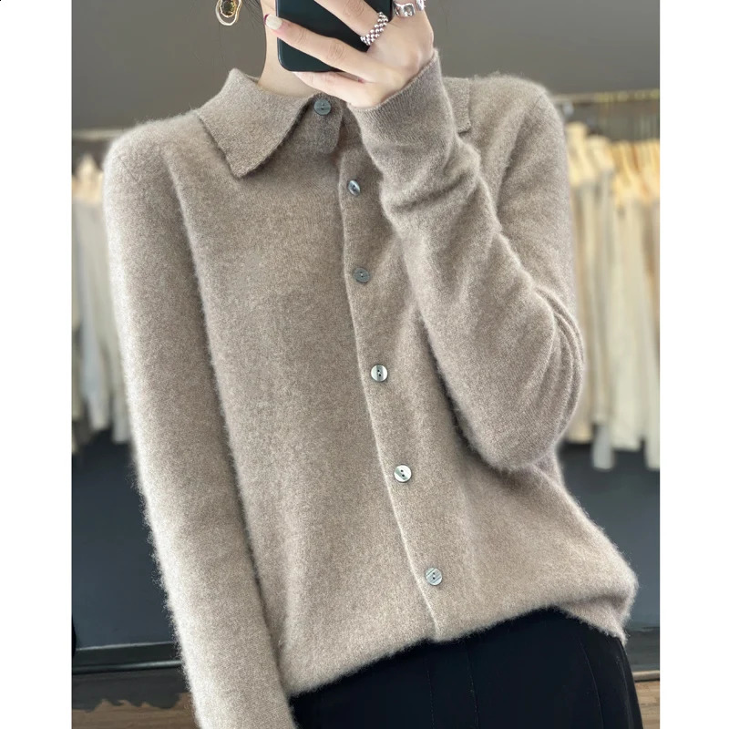 autumn and winter womens cardigan wool sweater 240821