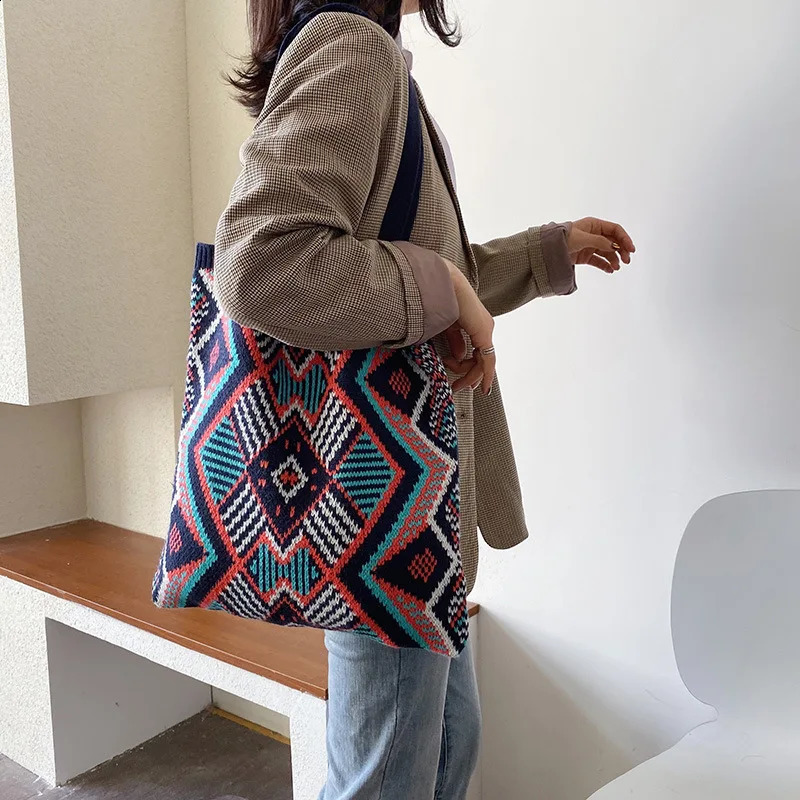 Lady Knitting Gypsy Bohemian Boho Chic Aztec Tote Bag Women Crochet Woolen Open Shopper Tophandle Female Daily Handbag 240820