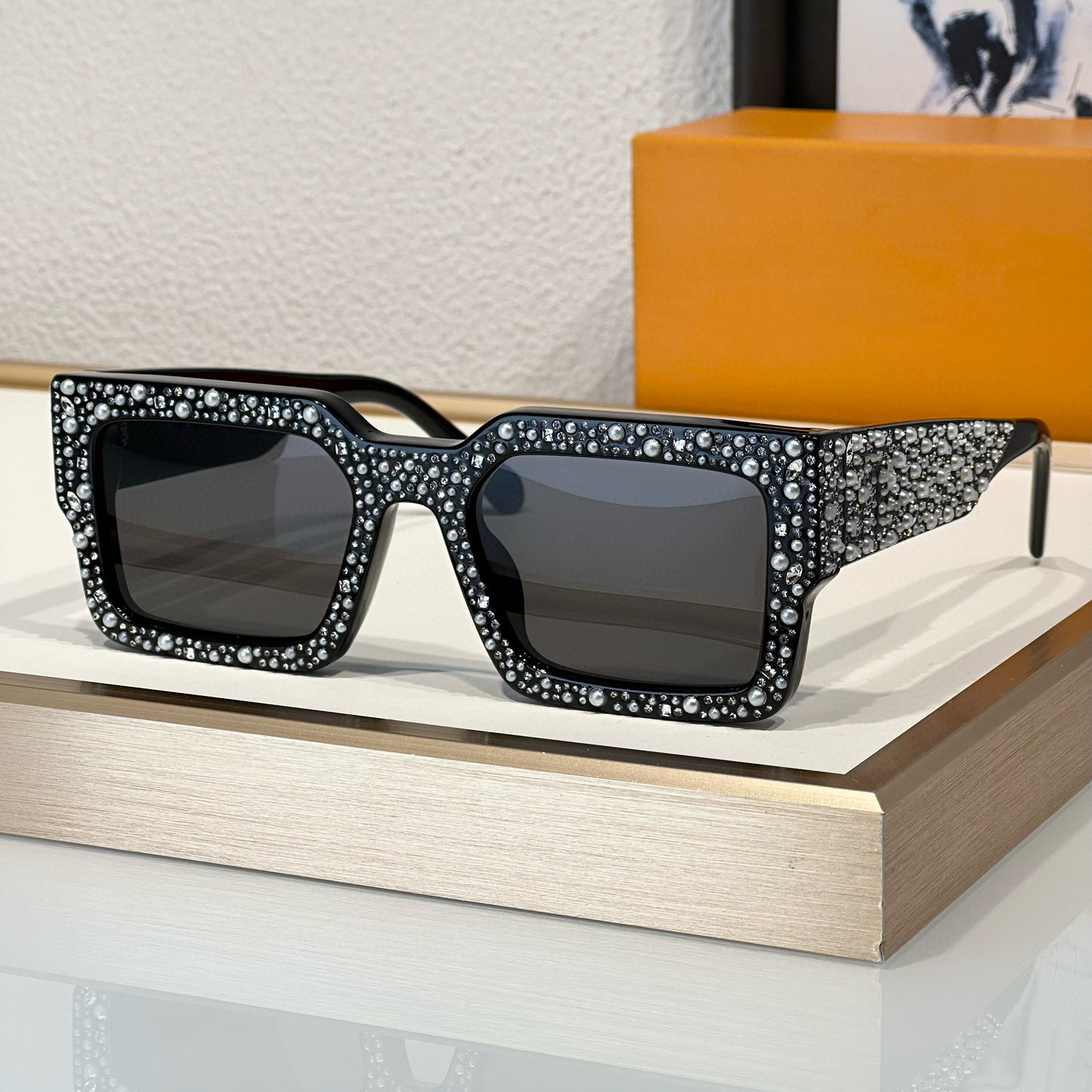 Gypsophila Sunglasses Men Women Designer Z2396 Fashion Summer High Street Outdoor Style Anti-Ultraviolet Retro Plate Acetate Full Frame CR39 Popularity Random Box