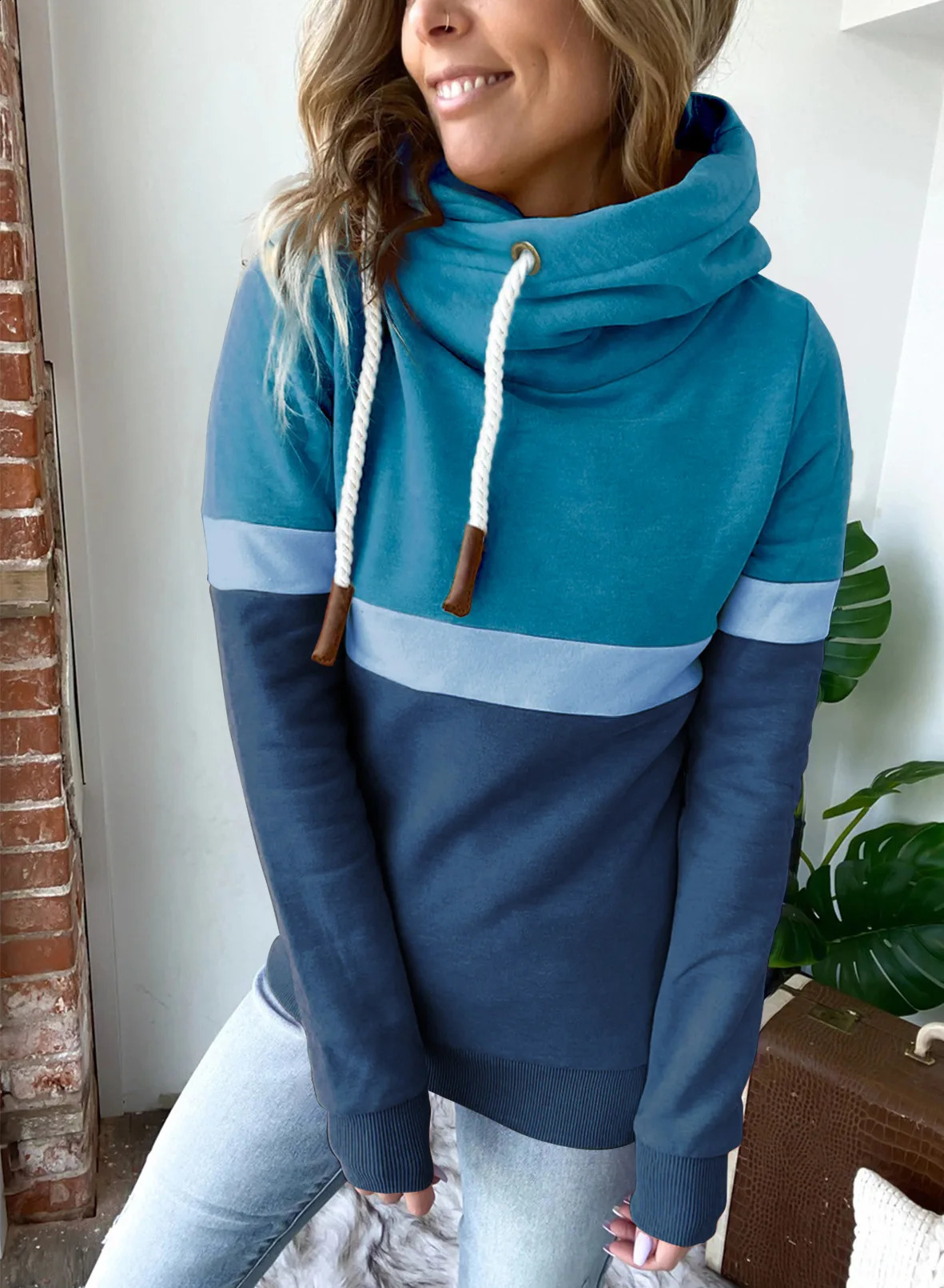 Womens sports shirt autumn and winter solid color stitching casual high neck hooded crossover womens 240821