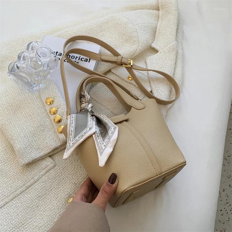 Shoulder Bags Green Design Pu Leather Crossbody Bag For Women Classic Handbag Bucket Top Brand Small Femme Day Clutch