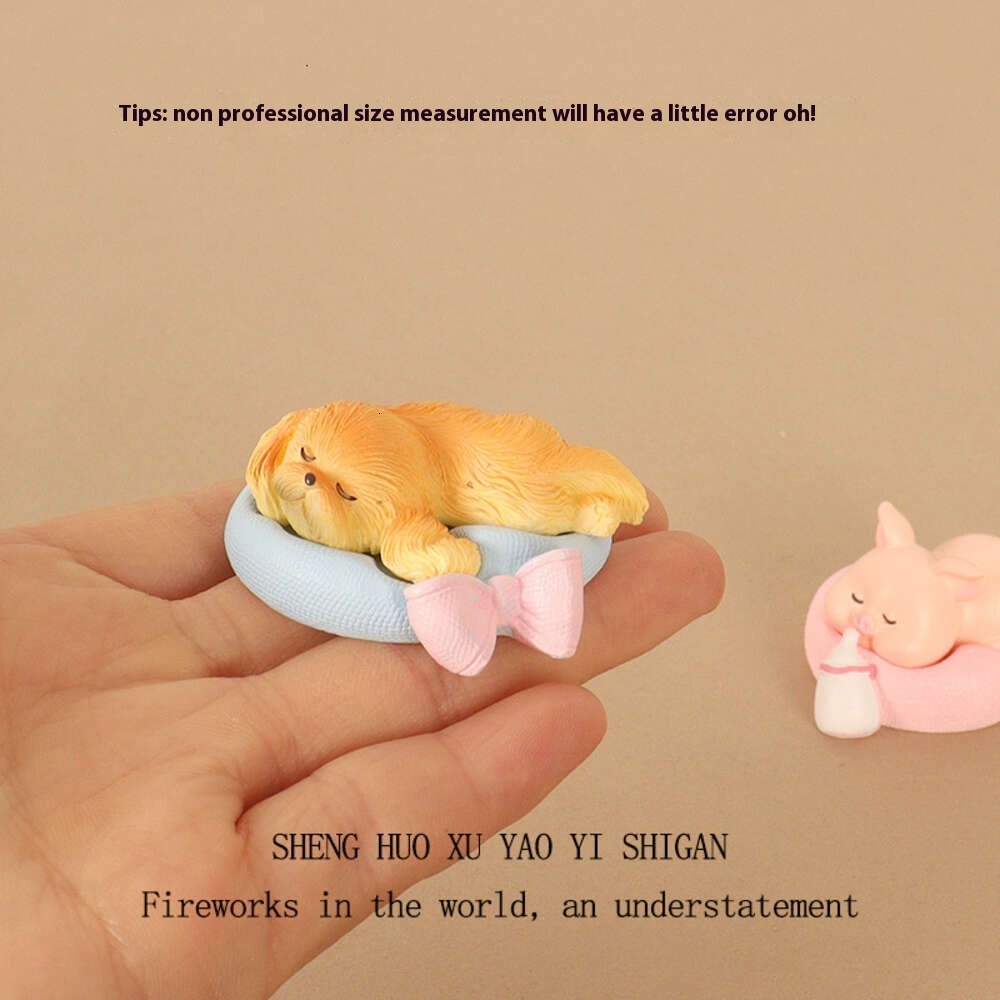 Elegant Miniature Wildlife Statues - Handcrafted Resin Artwork for Desktop and Living Room Display