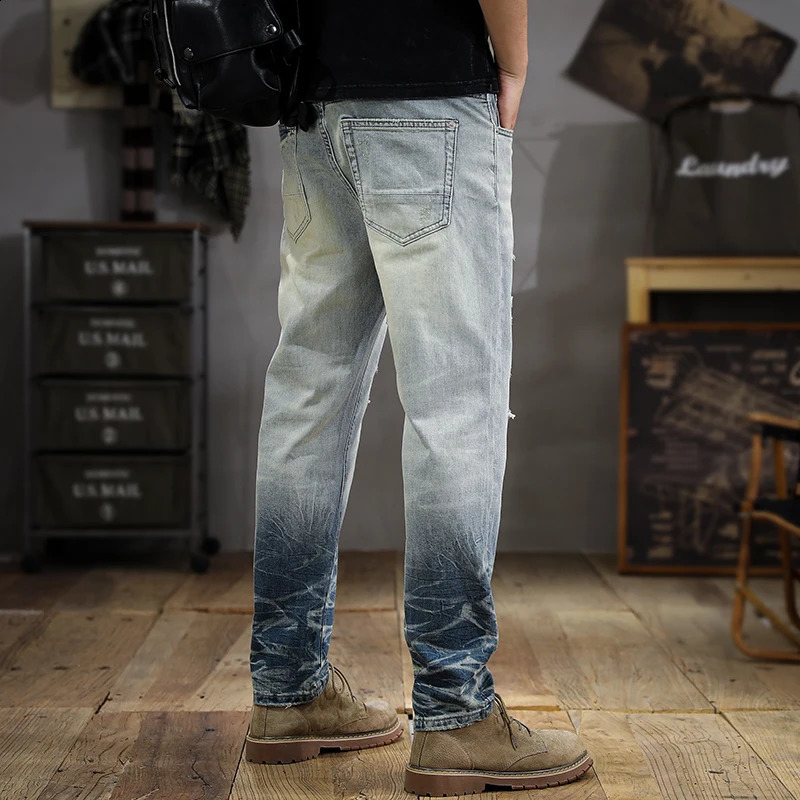 Mens American-Style Vintage Washed Distressed Jeans Mens Ripped Stretch Slim Straight Handsome Skinny Pants 240821