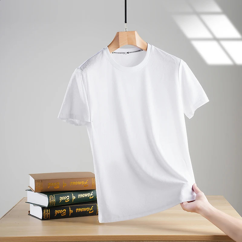 2024 Ice Silk Summer Embroidery Mens Tshirt Loose Fitting Retro Short Sleeved Fashion Funny ONeck Tops T Shirt 240820