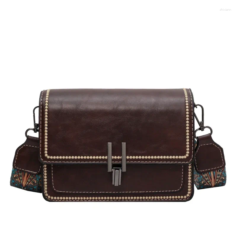 Free Shipping Shoulder Bags Small Square PU Texture Women's Bag 2024 High Quality Retro Trend Crossbody Light Solid Color Sweet Designer Bag Luxu