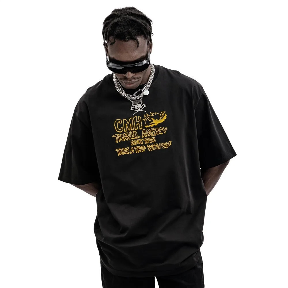Harajuku mens Tshirt oversized summer clothing cotton hiphop aesthetic short sleeved graphic street style Gothic Y2k top 90s 240821