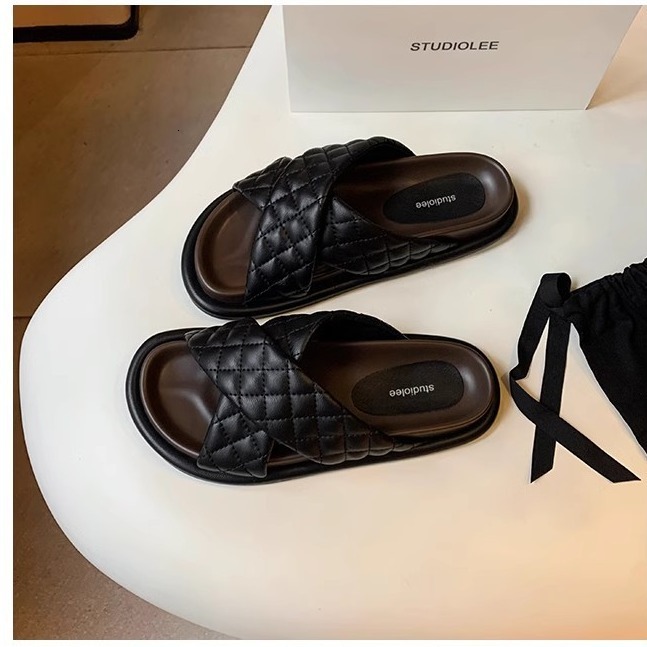 Ddmysports Grape Mom S Same Style Summer New Soft Glutinous Diamond Grid Cross Belt Flat Bottomed Color Blocking External Slippers Women Leather OUTDO