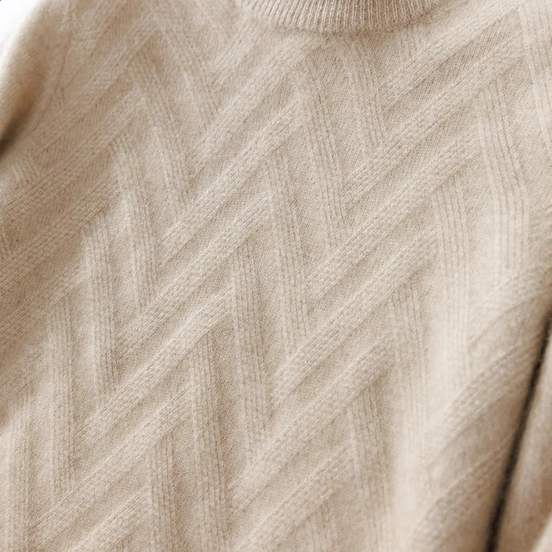 Mens wool sweater autumn and winter round neck solid color sweater business casual cashmere knitted base sweater pullover 240821