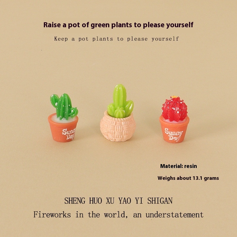 Resin creative crafts, mini cactus potted plants, office desktop ornaments, home micro landscape scene decoration