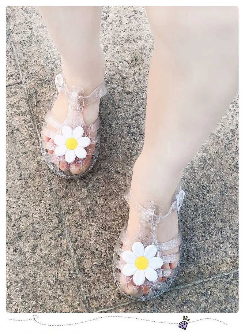 Childrens Spring and Summer New PVC Jelly Shoes Baby Roman Chrysanthemum Sandals W240821