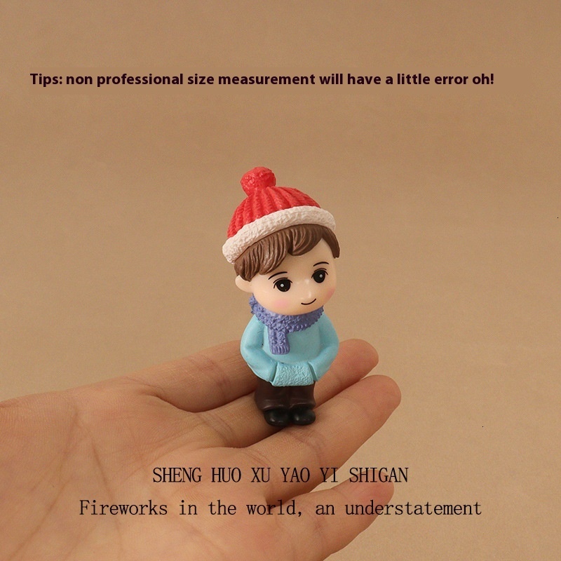 Plastic handicrafts, cute mini girls, snowmen, baby house decorations, micro landscape scenes, car decorations