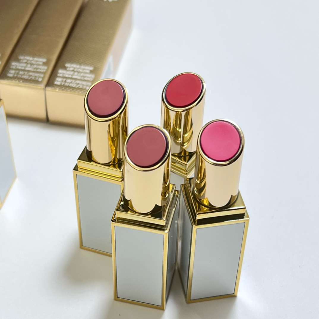 White Tube Ultra Lipstick Designer Shine Color Jelly Mirror Lipstick Hydrating Moisturizing Long Lasting Water Light Makeup Lip Glaze Cosmetic