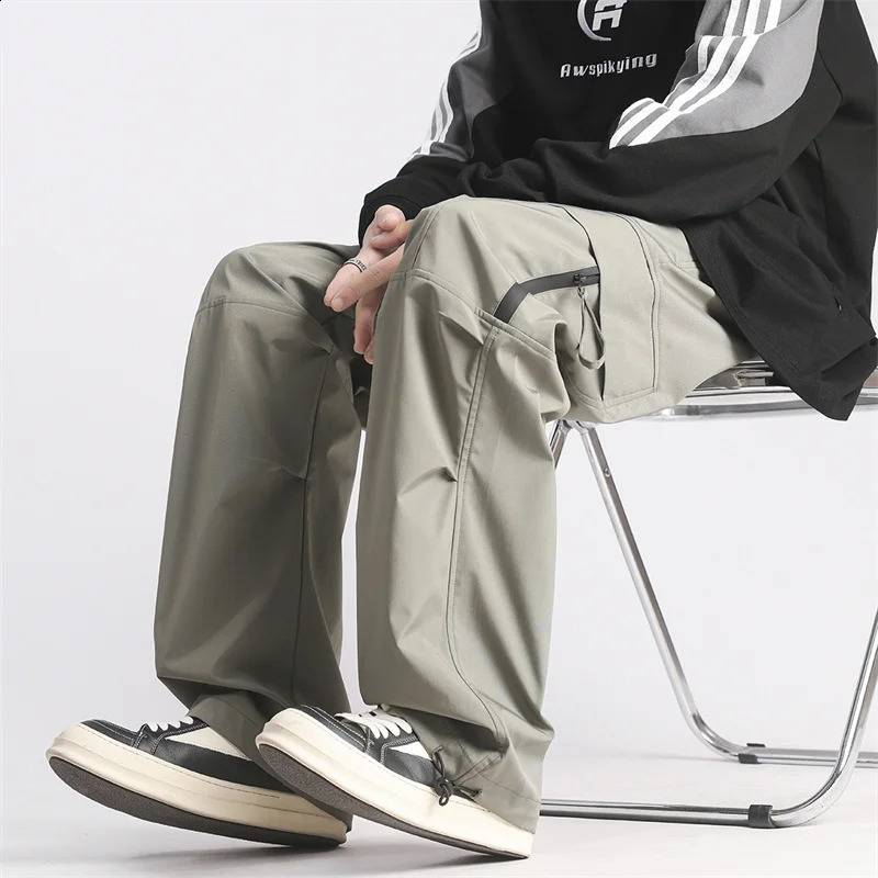 Autumn mens cargo pants casual hiphop multi pocket Trouser Streetwear Techwear sports functional bag Pantalones hombre 240821