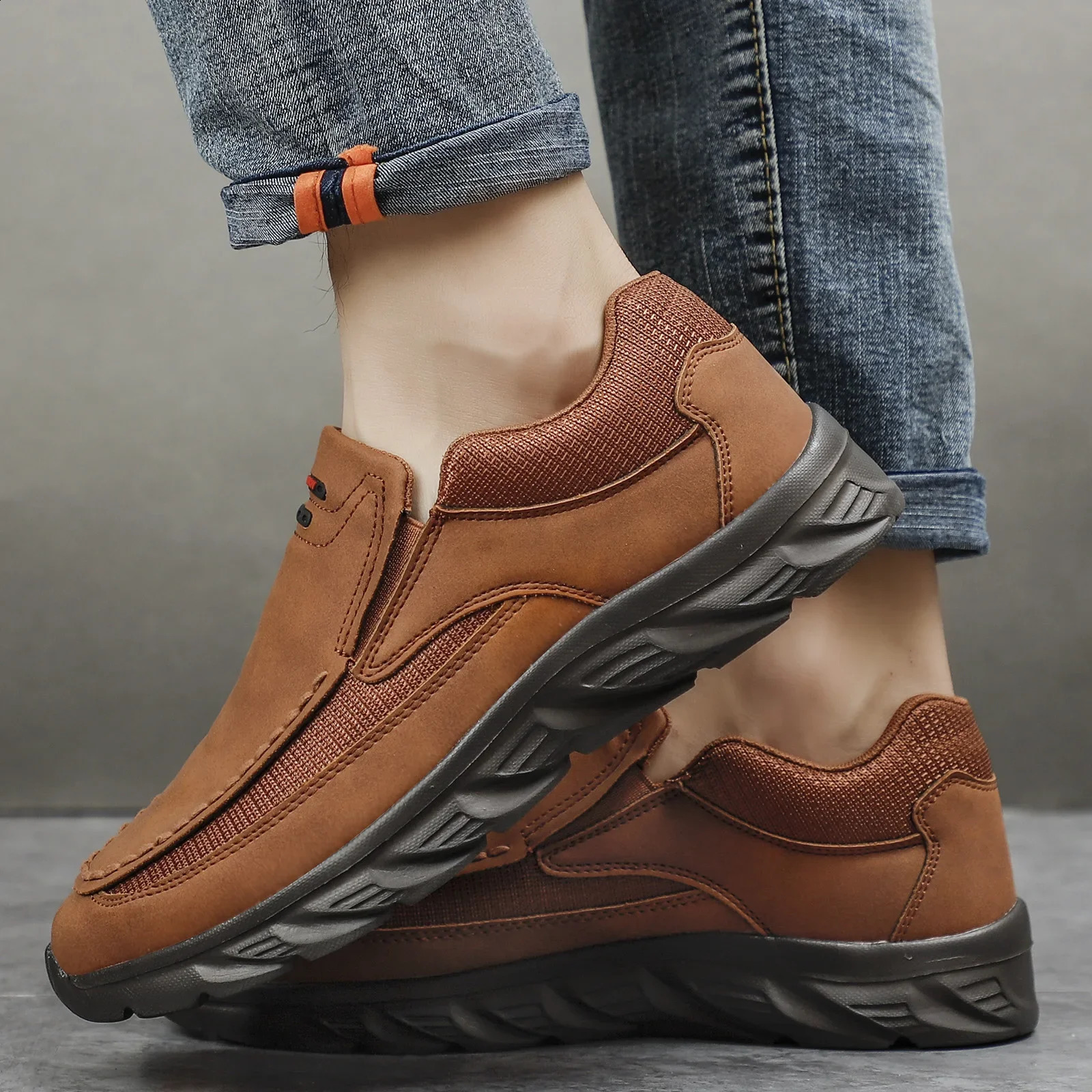 Mens leather casual shoes breathable Loafers mens sports shoes 2024 comfortable leather flat shoes sports shoes for men 240821 ww