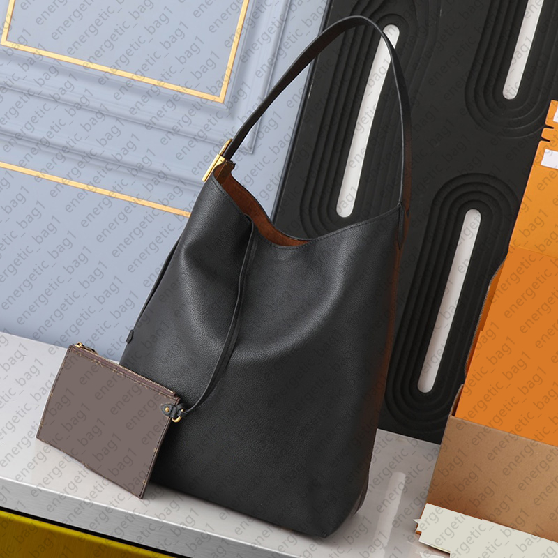 Explosion new Womens Low Key Hobo MM M24856 handbag Black Grained calfskin Suede lining Hook closure Padlock fashionably slouchy silhouette designer hot Purse Bags
