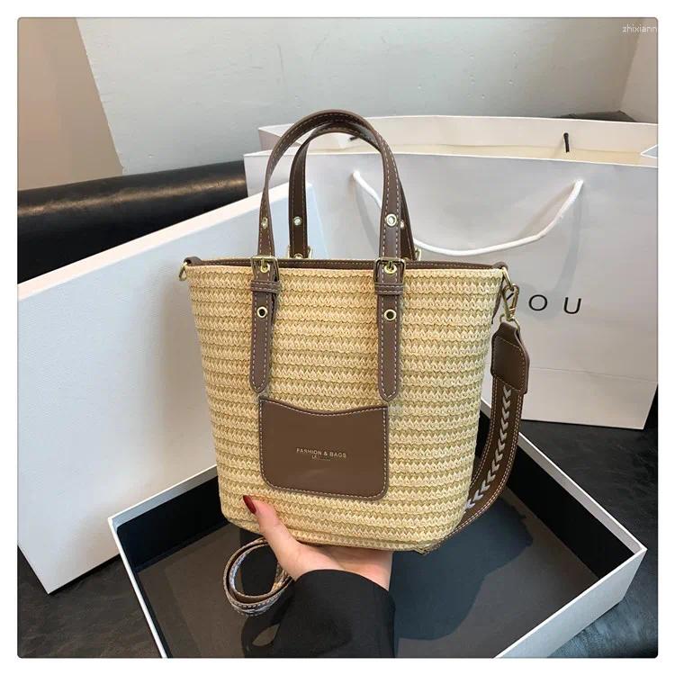 Totes Woven Straw Shoulder Bag Female Crossbody Bags For Women 2024 Designer Bucket Summer Beach Handbags Purse Travel Shopper 79b1
