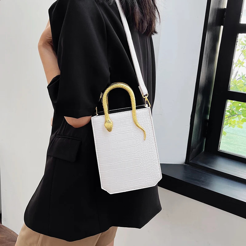Fashion Handbag Womens Leather Shoulder Bag Crossbody Small Square Bag Ladies Casual Tote Evening Bag 240821
