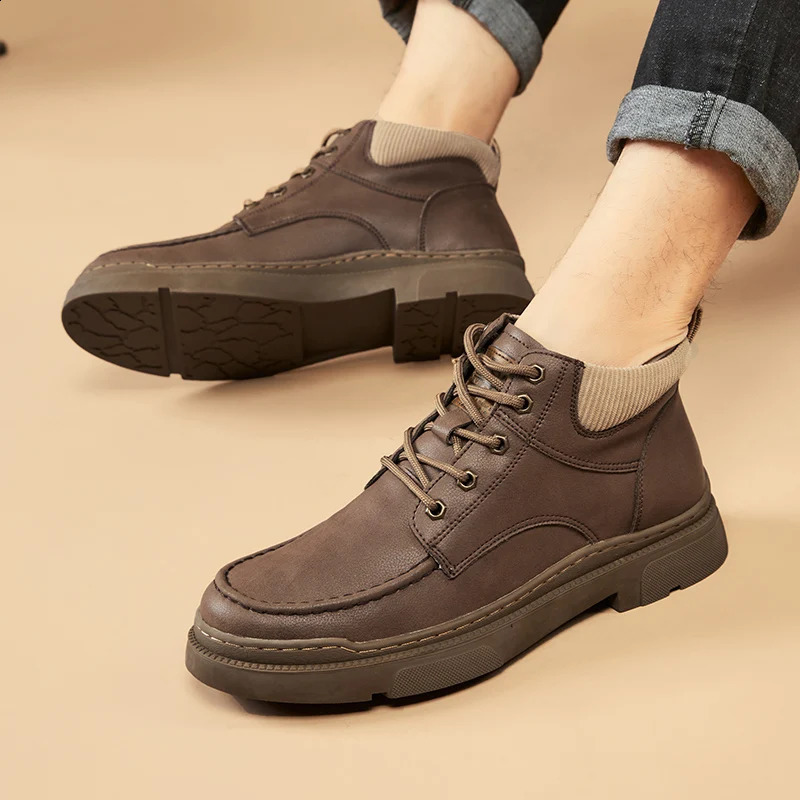 Outdoor autumn winter mens ankle boots comfortable walking sports shoes daily commuting casual shoes fashionable leather cowboy boots 240821