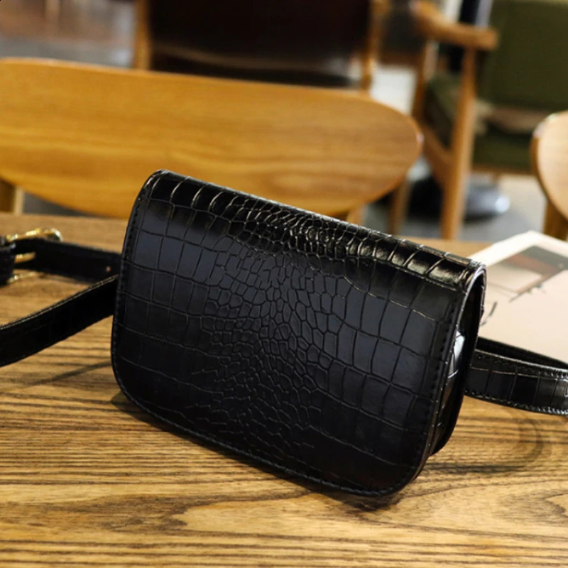 Korean Vintage Casual Womens Handbags Fashion Simple Y2k Aesthetic Streetwear Leg Bags All Match Trendy Personality Waist Packs 240820