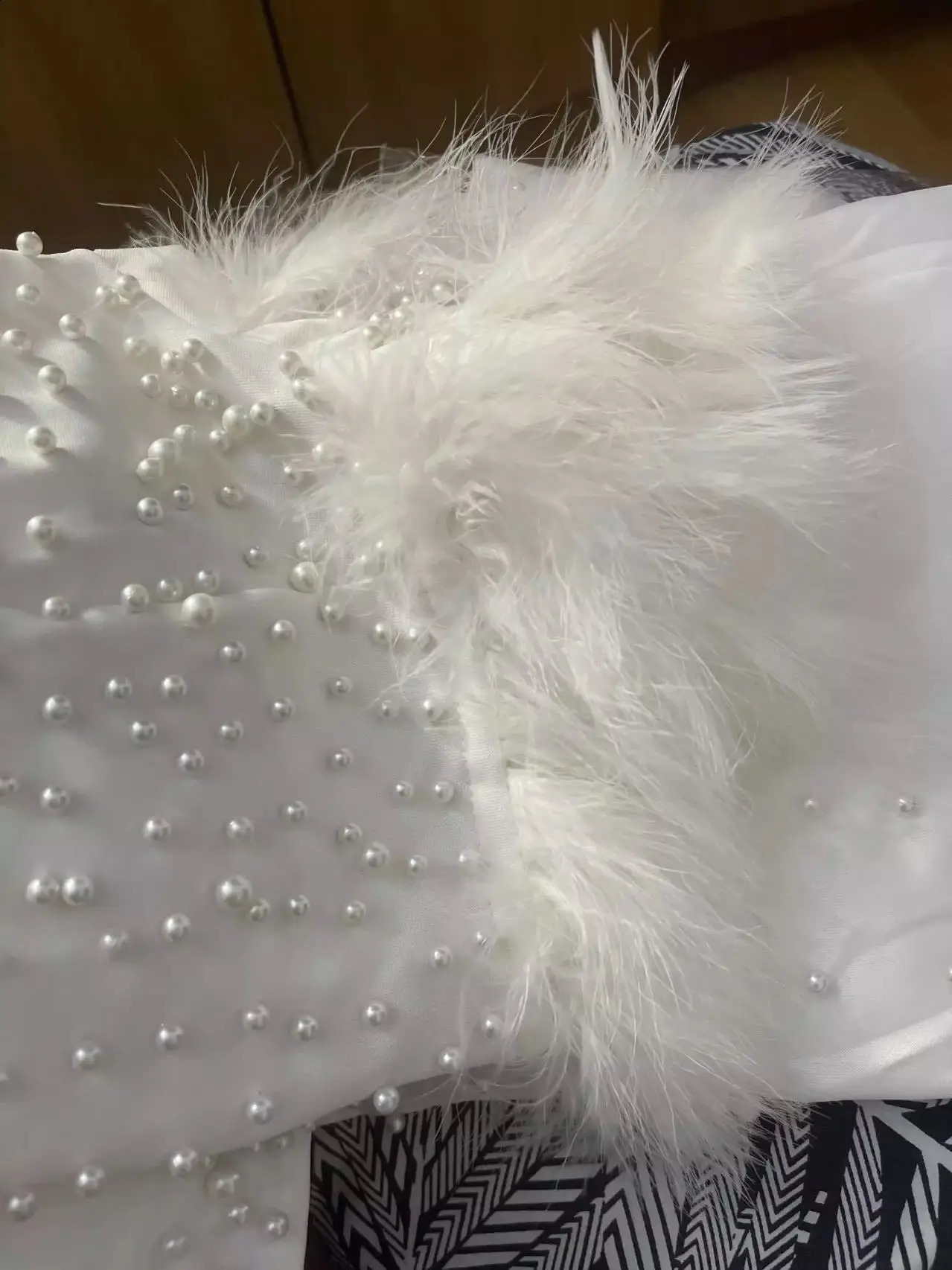 Plus Size Evening Dress Womens Spring Autumn Elegant Ultra Thin Feather Necklace Beaded Skiing Fashion Long Party Clothing 240820