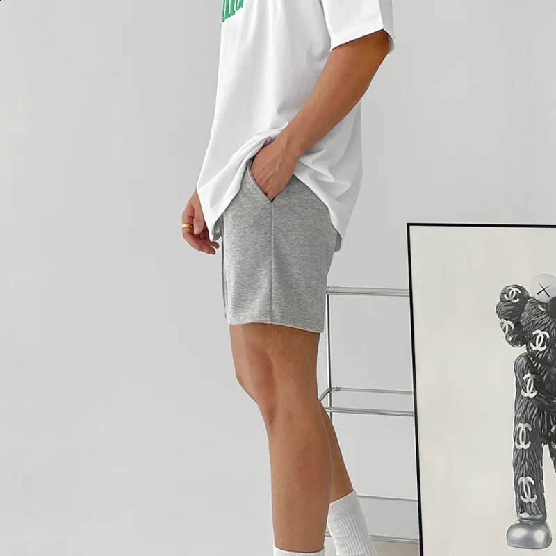 Mens summer hiphop streetwear fitness running casual shorts mens gym jogging 240821