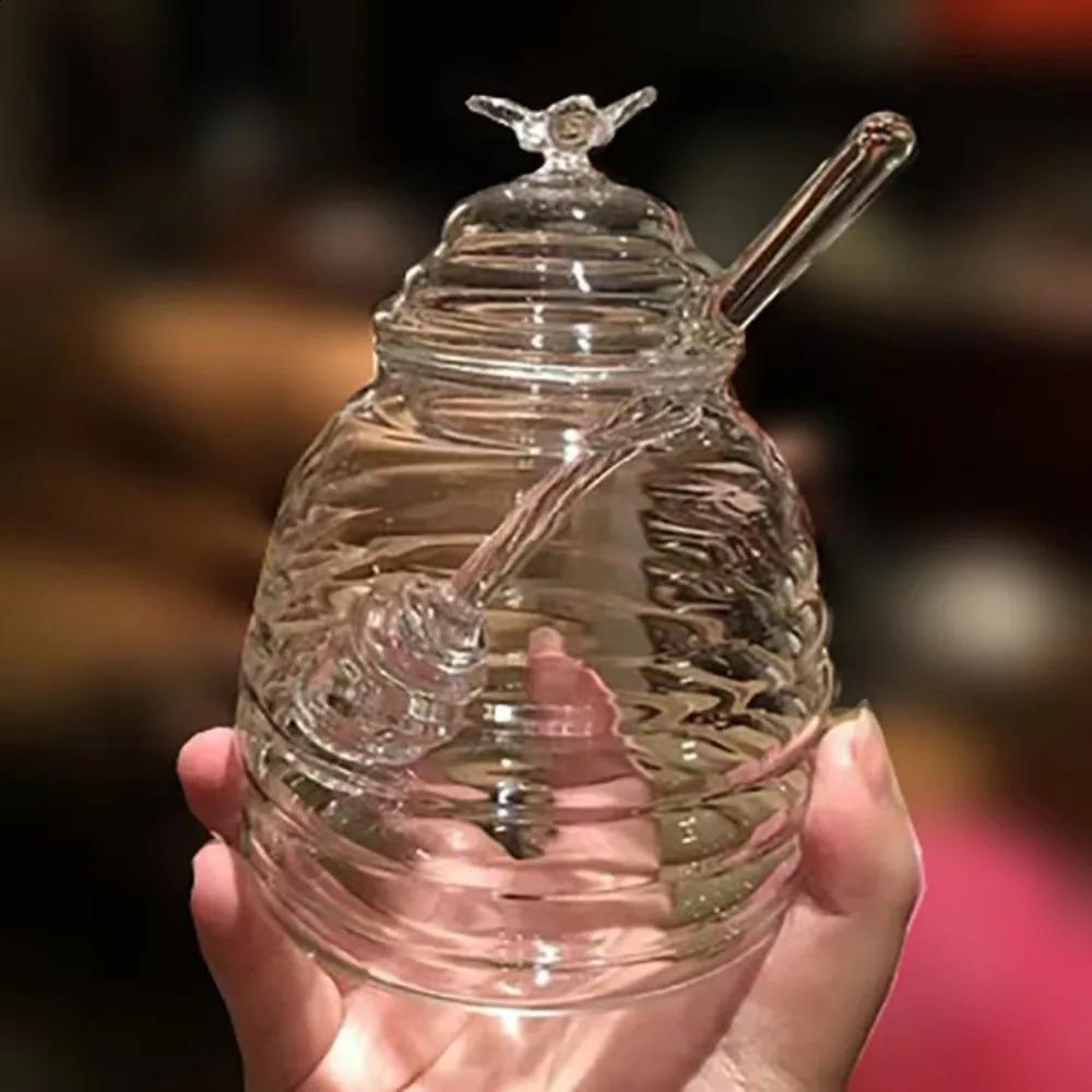 Transparent Honey Storage Tanks 8.11 Ounces Honey Jar with Dipper and Lid Glass Beehive Honey Pot Honey Containers Holder 240820