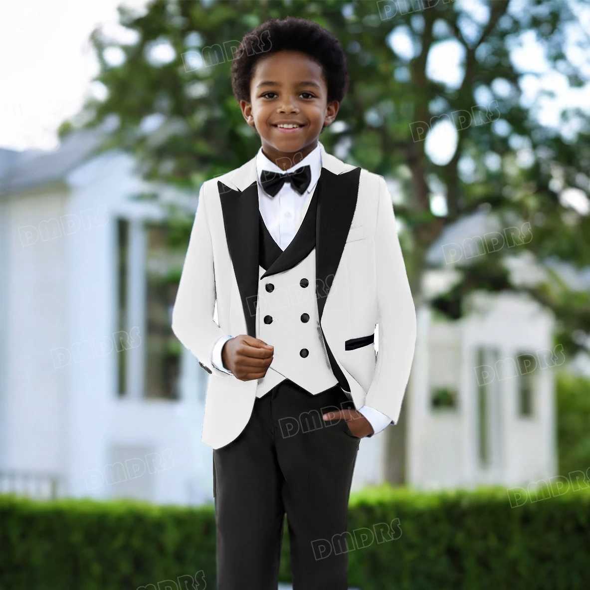 Suits Toddler Boys 4 Piece Classic Fit No Tail Formal Dress Suit Set With Blazer Vest Pants Bow-tie Communion Tuxedo Suits