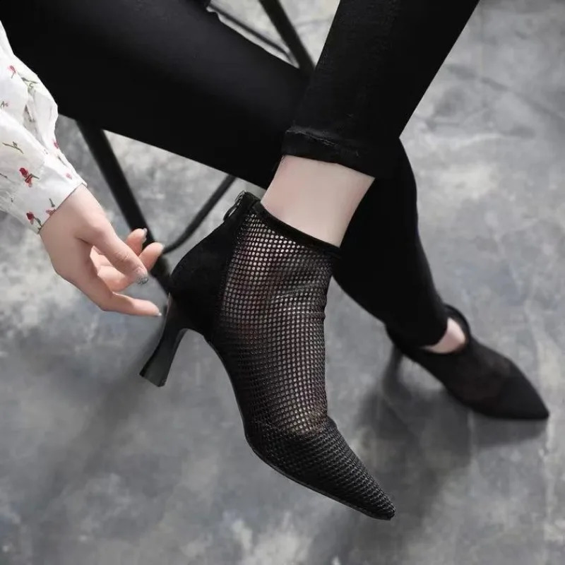 Short Shoes For Women Mesh Footwear Sandals Female Ankle Boots Sexy Pointed Toe Booties Trend On Offer Stylish Boot 240820