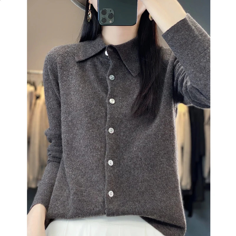autumn and winter womens cardigan wool sweater 240821