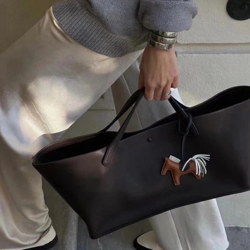 y ner large capacity womens handbag with genuine leather square bottom bag comfortable and elegant 240820 4