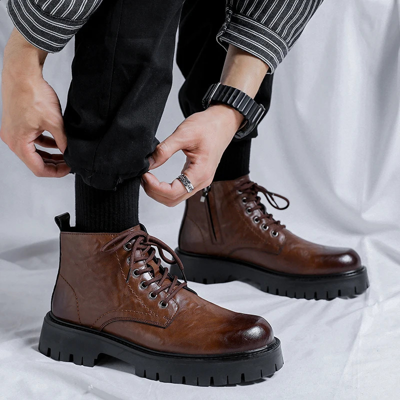 England style mens leather ankle boots with thick soles autumn and spring mid cut boots mens lace laces soft round laces denim boots 240821