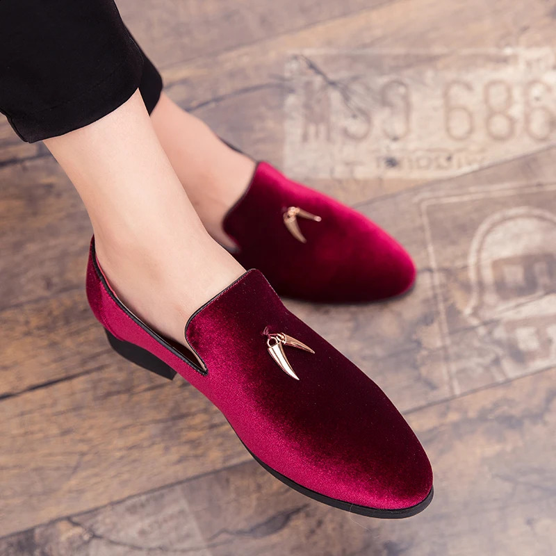 QUAOAR Fashion Party and Wedding Handmade Mens Loafers Mens Velvet Shoes Leaves and Gold Buckles Mens Dress Shoes Mens Apartment ST384 240821