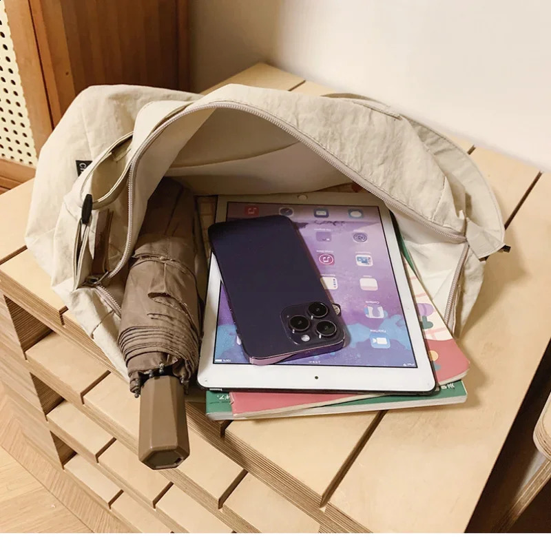 Japanese Women Men Shoulder Crossbody Bag Large Canvas Messenger Bags for Student Book Bags Female Handbag Satchels 240821