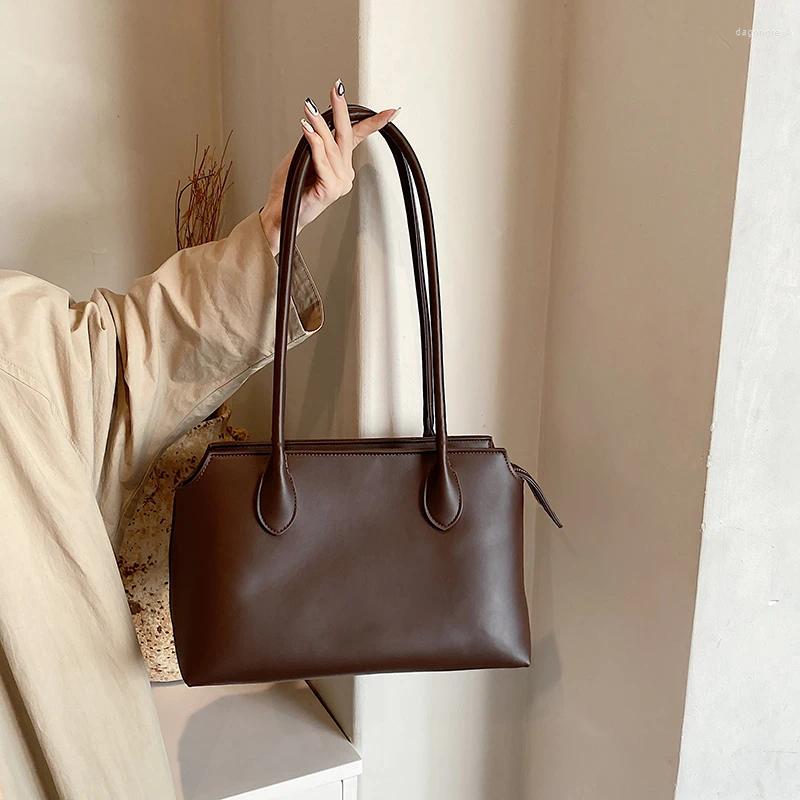 Shoulder Bags 2024 Pattern Advanced Retro Feel Large Capacity Women's Bag Soft Leather Solid Color Fashion Trends Underarm fc66
