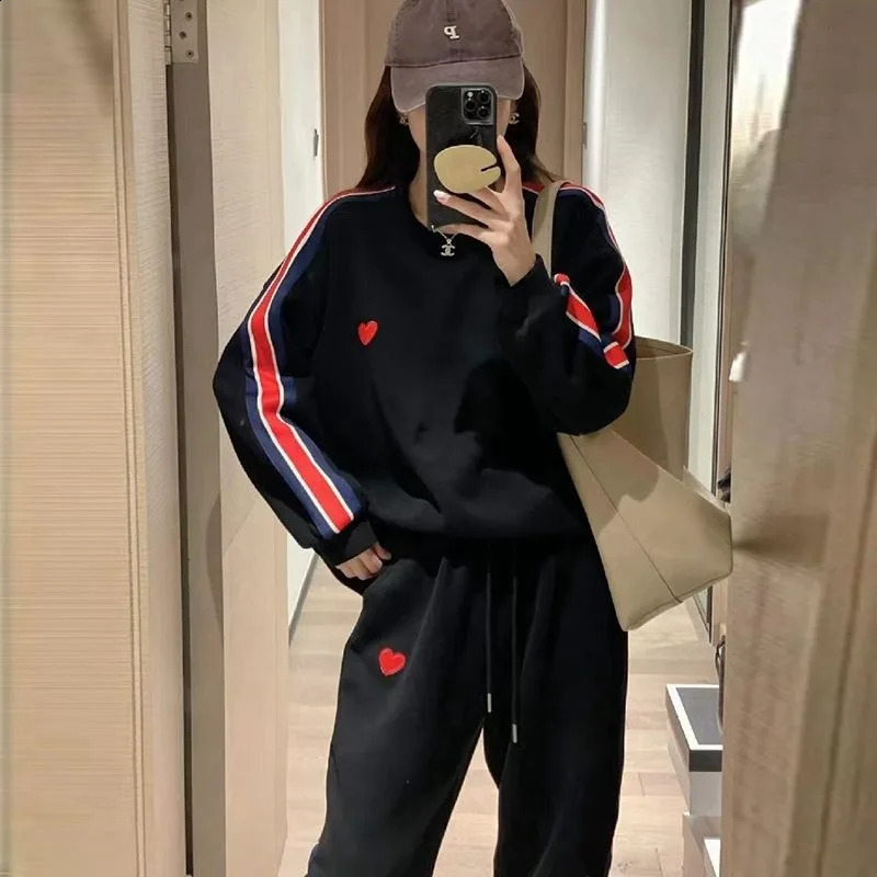 Autumn Cute Love Embroidery Pant Sets Two Pieces Tracksuits Khaki Side Striped Sweatshirt Women Girls Loose Sporty Korean Style 240820