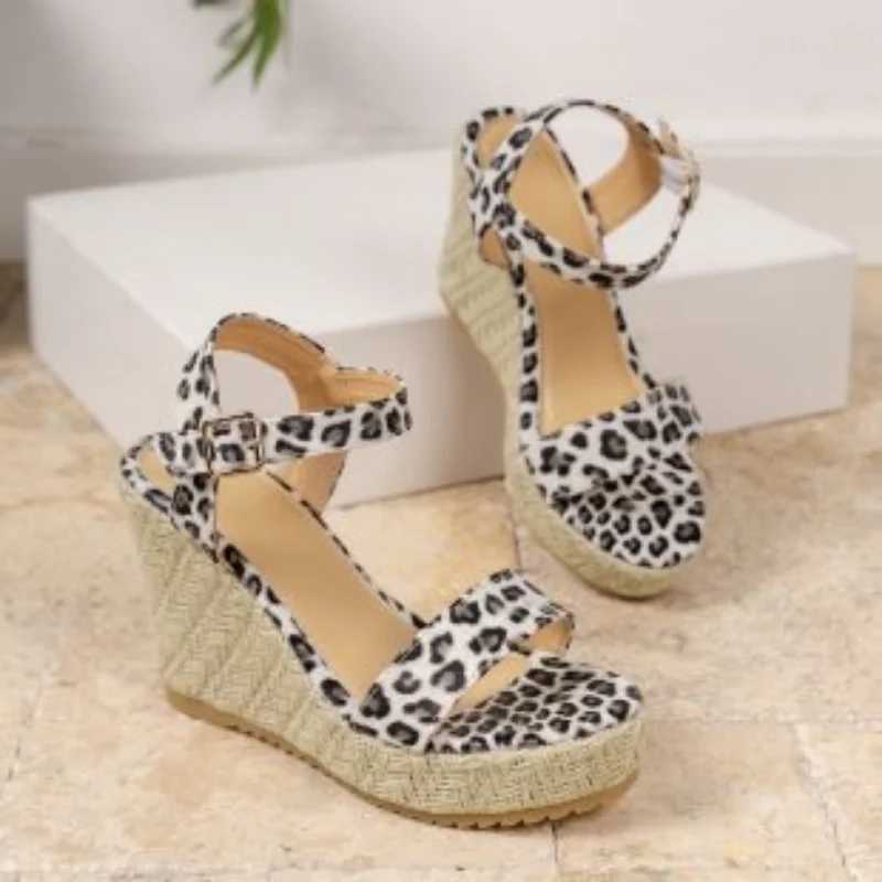 Women Platform Wedge Sandals 2024 Summer New Leopard High Heels Open Toe Walking Shoes Fashion Slippers Flip Flops Femme Zapatos CL240806