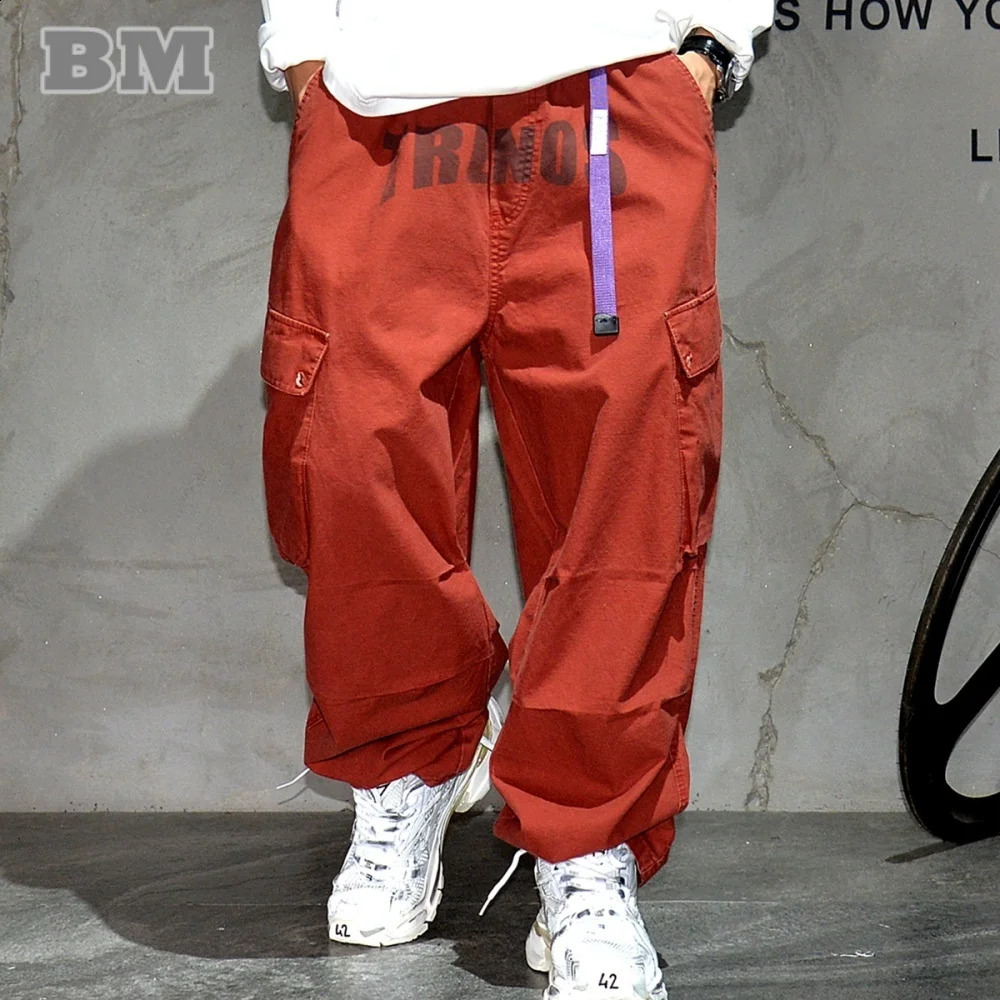 American fashion highquality mens cargo pants plus size street clothing hiphop luggage Japanese Harajuku casual Trousers 240821