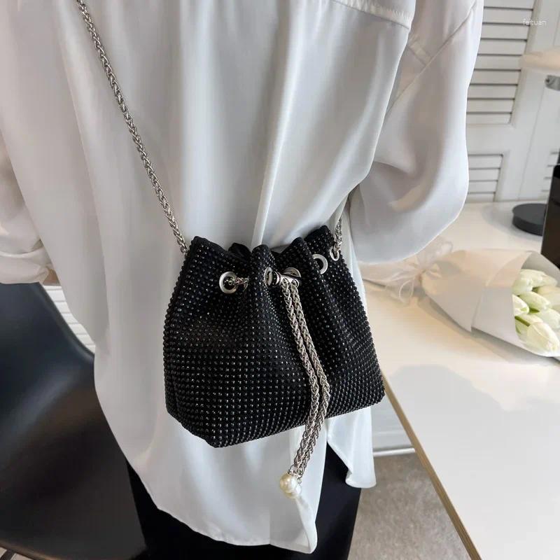 Shoulder Bags Luxury Bucket Bag Women's Simple Fashionable Large Capacity Crossbody Ladies Handbags