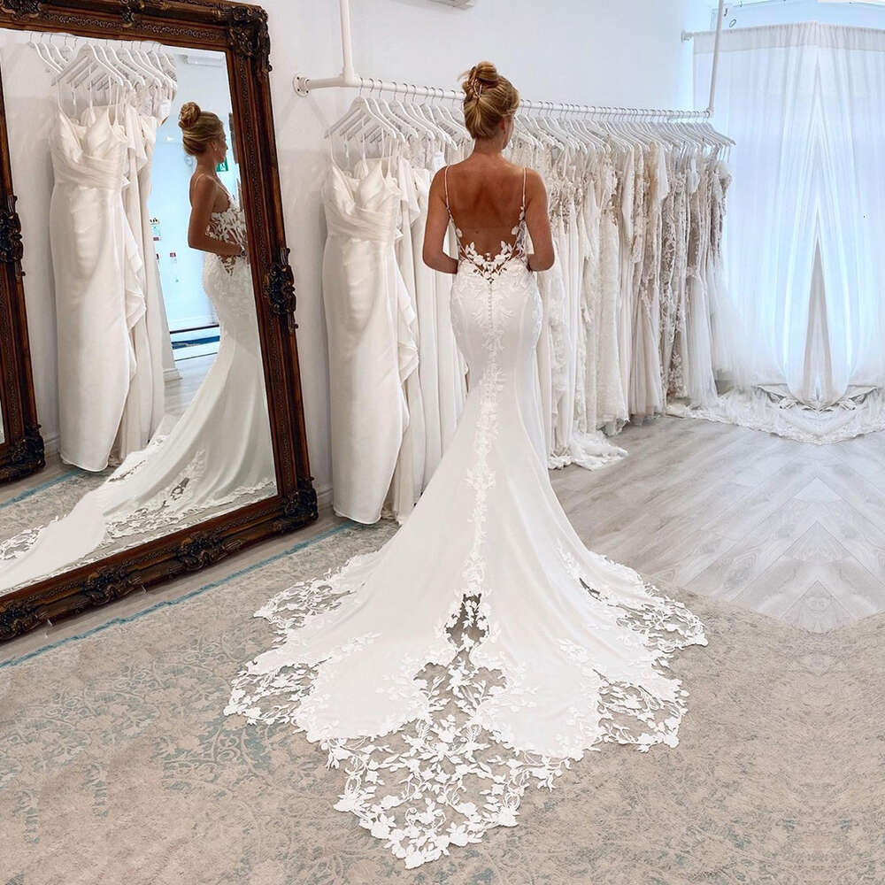 Sheath FATAPAESE Style Wedding Dress Featuring A Intricate Bespoke Bodice With Bold Ral Lace Mermiad Gown