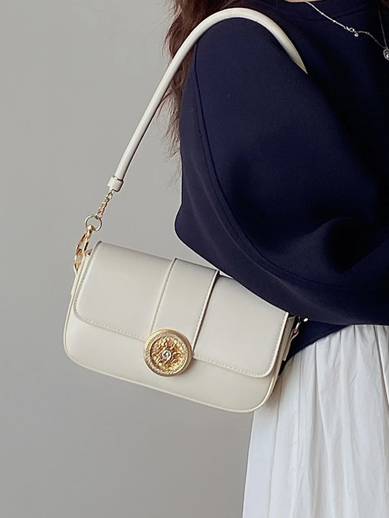 2024 Fa Bang Bao Womens Unique n Bag Advanced and Versatile Underarm Single Shoulder Crossbody Small W 240821