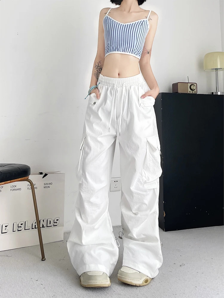 Womens White Baggy Cargo Pants Streetwear Harajuku Japanese 2000s Style Pants Y2k Parachute Pants Vintage Trousers Clothes 240821