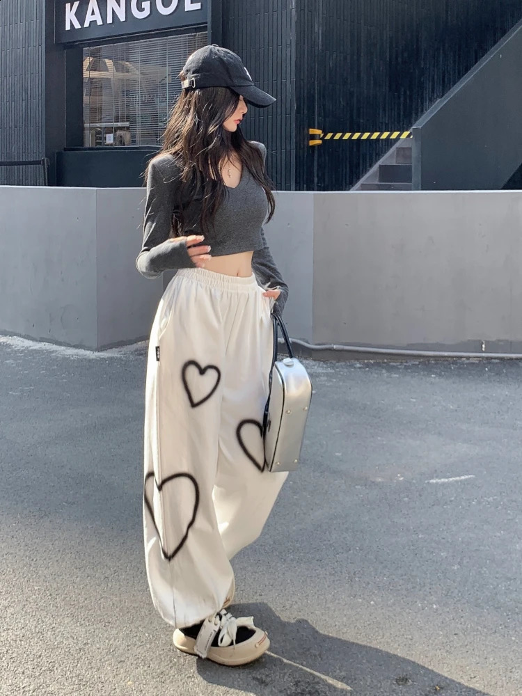 QWEEK Hippie Vintage Baggy Pants Women Y2K Retro Streetwear Heart Print Sweatpants Harajuku Oversize Jogger Korean Fashion 240821