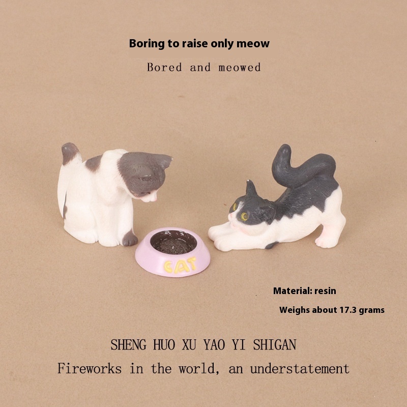 Charming Small-Scale Resin Kitty Sculpture for Creative Interior Design